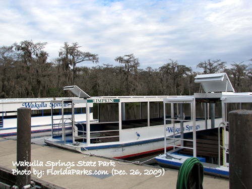 boats used for boat tours at wakulla springs state park
